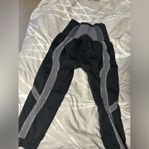 MISBHV Leggings